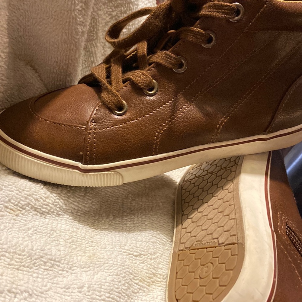 Kids size 2 new never worn boots